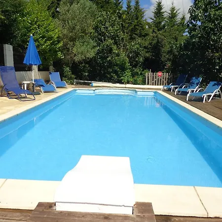 Le Castel Enchante