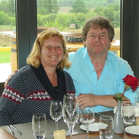 Le Castel Enchante Bed & Breakfast